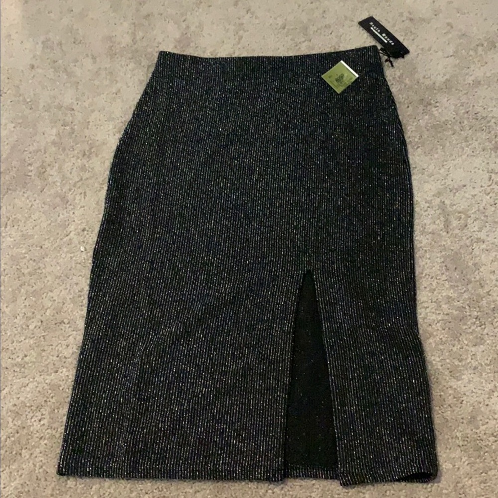 Black pencil skirt